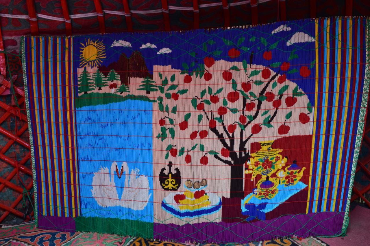 Naryn Guest House Екстер'єр фото