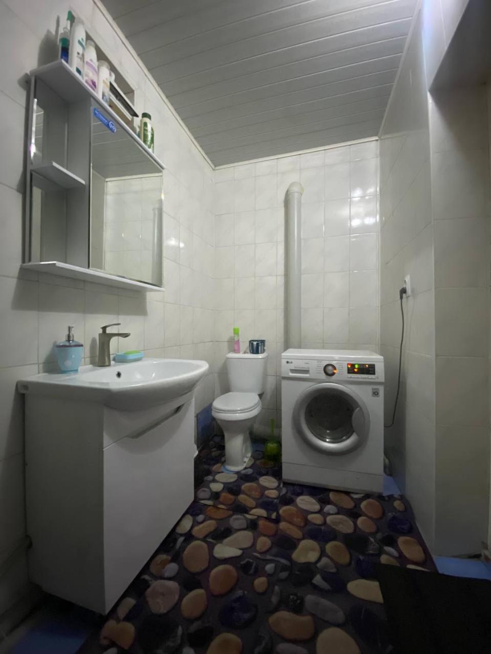 Naryn Guest House Екстер'єр фото